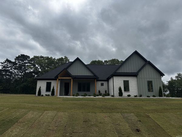 309 Heritage Grove Road, Alexander, AR 72002