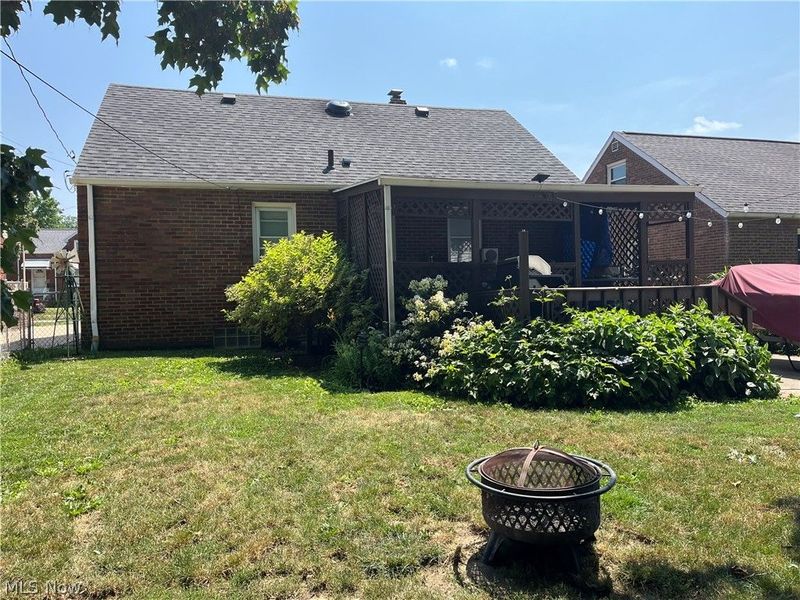 14730 Orchard Park Avenue, Cleveland, OH 44111 Photo 23