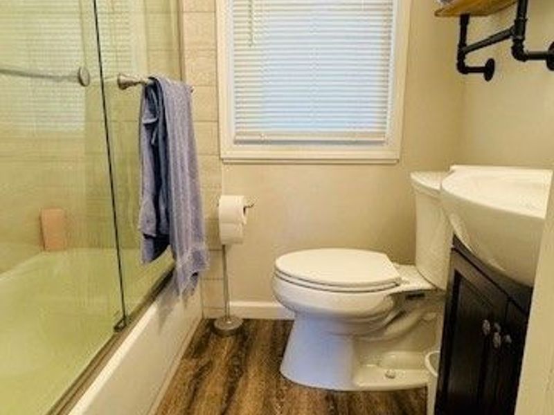 14730 Orchard Park Avenue, Cleveland, OH 44111 Photo 24