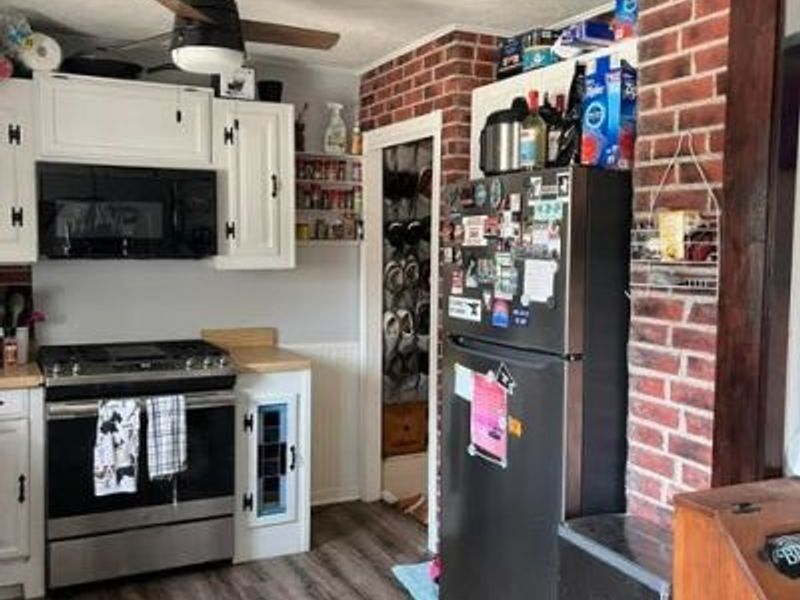 14730 Orchard Park Avenue, Cleveland, OH 44111 Photo 5