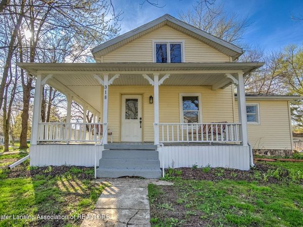318 S Main Street, Leslie, MI 49251