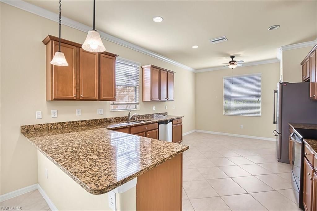 3576 Dandolo Cir, Cape Coral, FL 33909 Photo