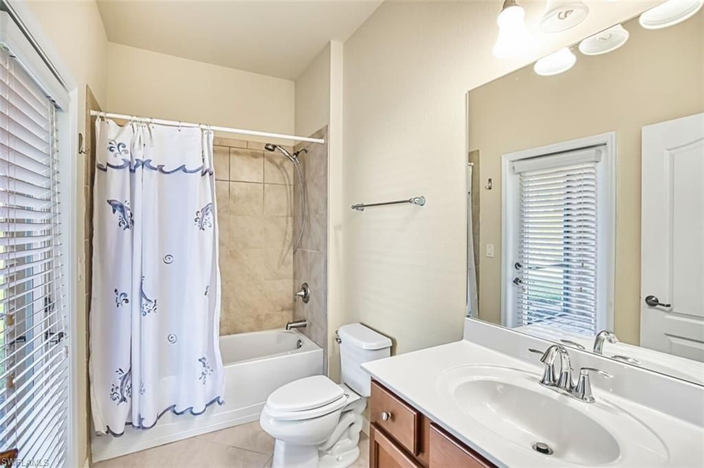 3576 Dandolo Cir, Cape Coral, FL 33909 Photo