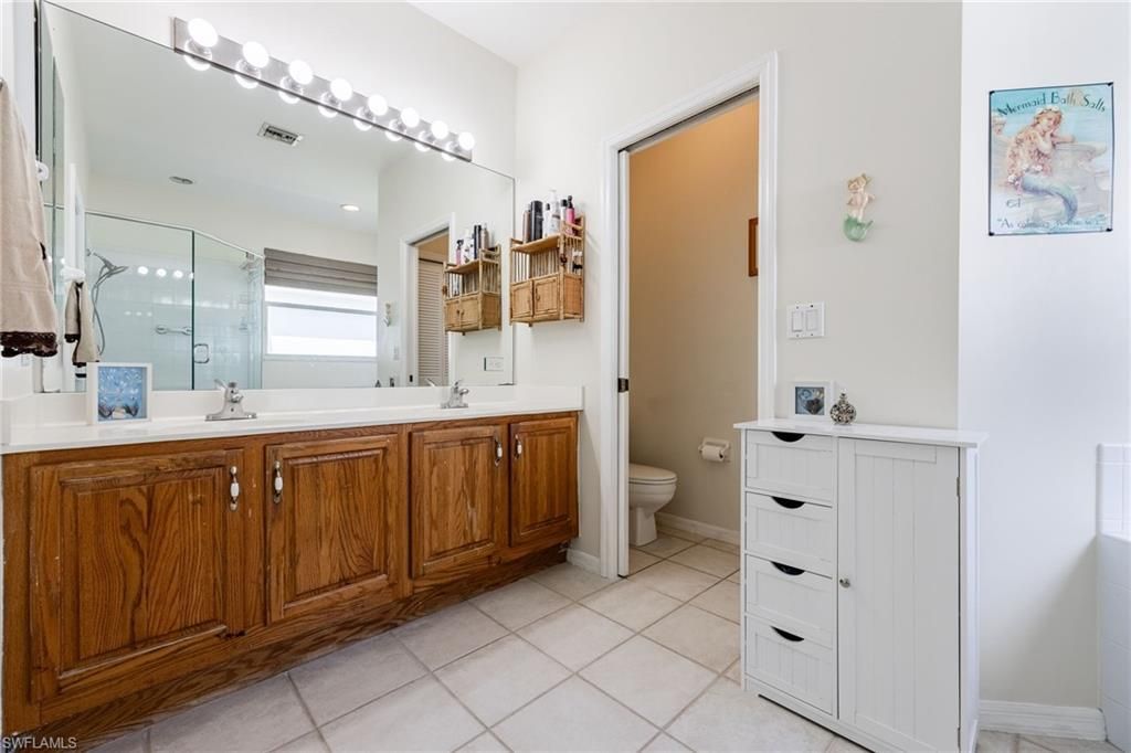 11062 Lakeland Cir, Fort Myers, FL 33913 Photo