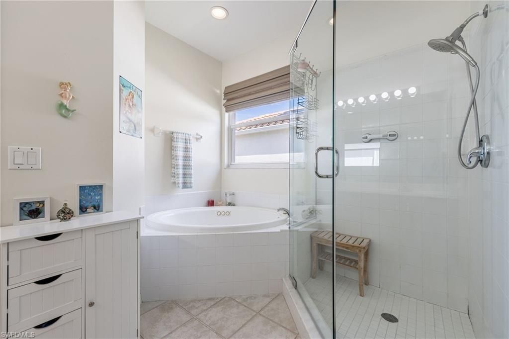 11062 Lakeland Cir, Fort Myers, FL 33913 Photo