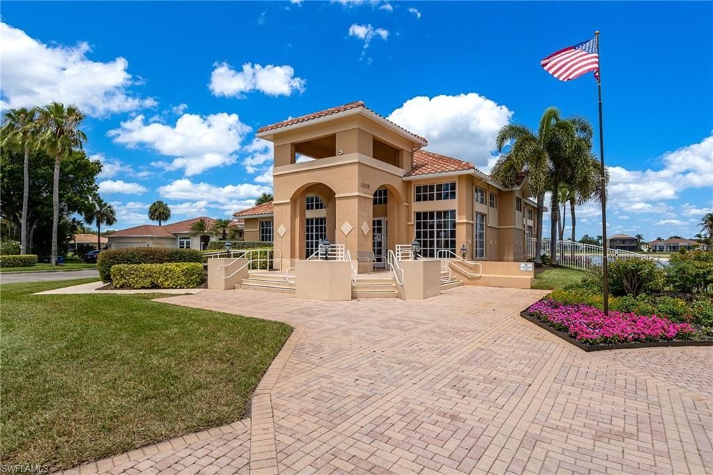 11062 Lakeland Cir, Fort Myers, FL 33913 Photo