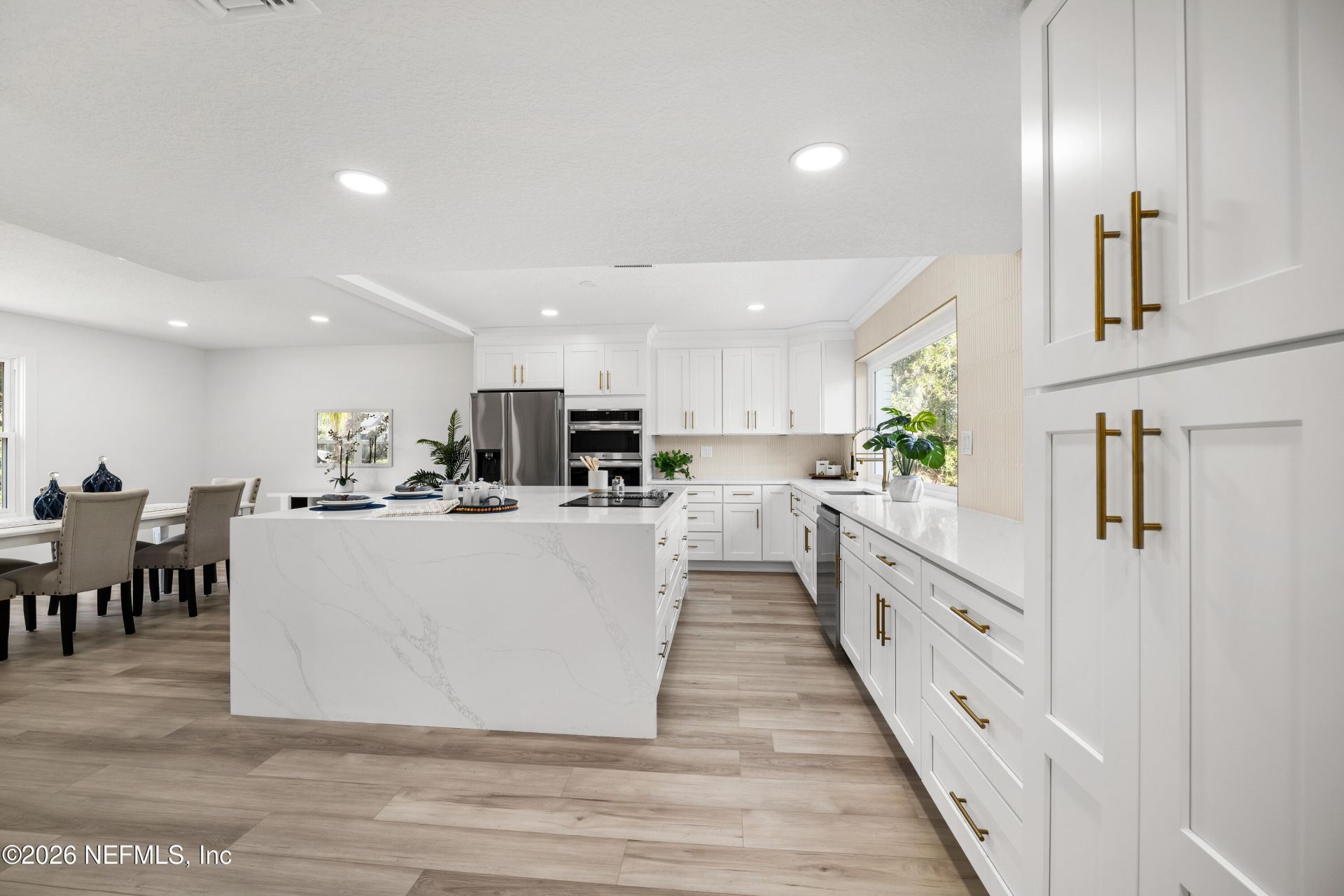 1811 Twelve Oaks Lane N, Neptune Beach, FL 32266 Photo