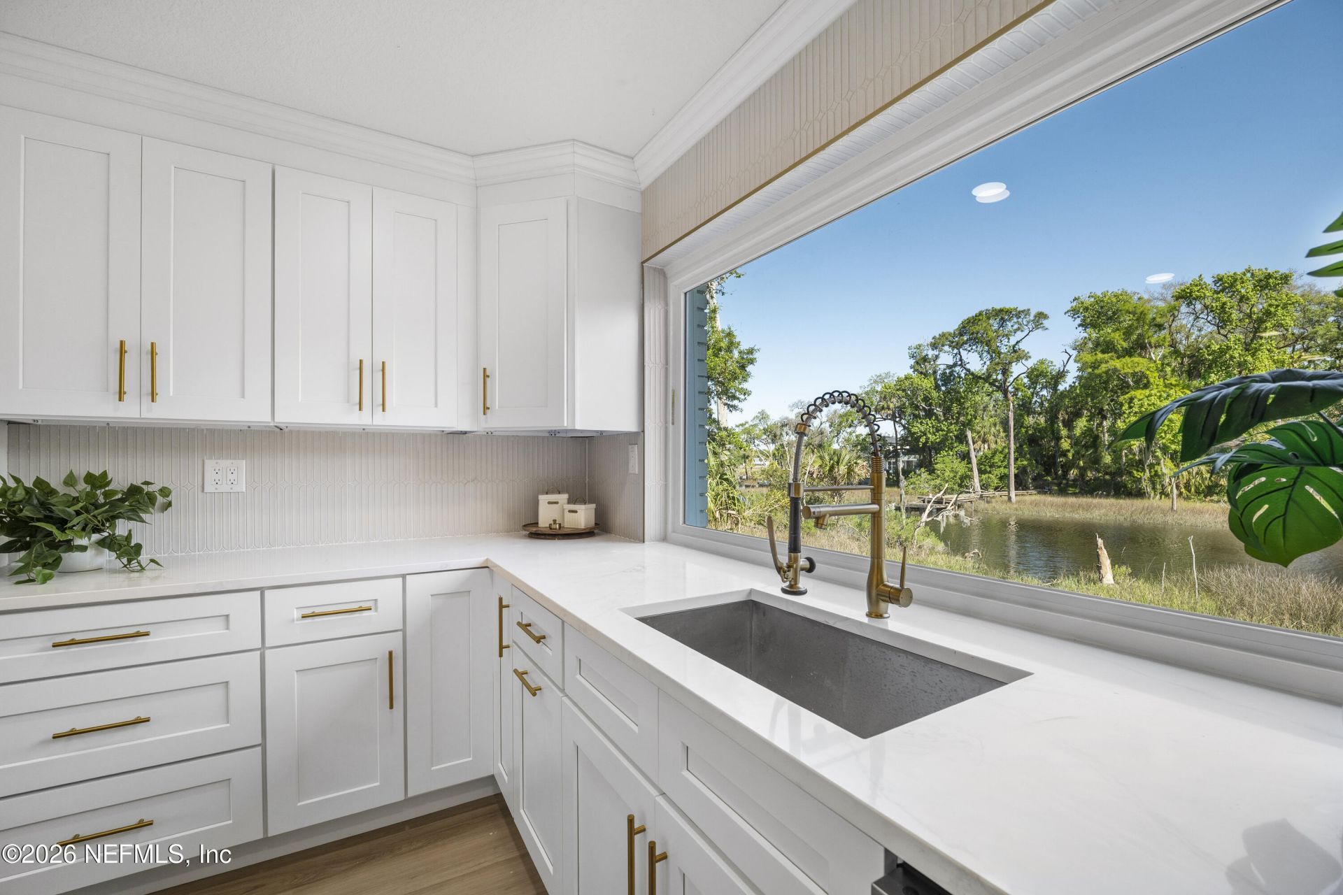 1811 Twelve Oaks Lane N, Neptune Beach, FL 32266 Photo