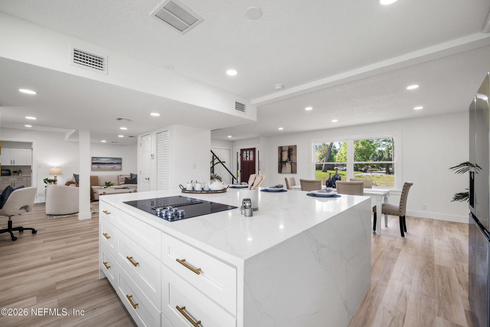 1811 Twelve Oaks Lane N, Neptune Beach, FL 32266 Photo