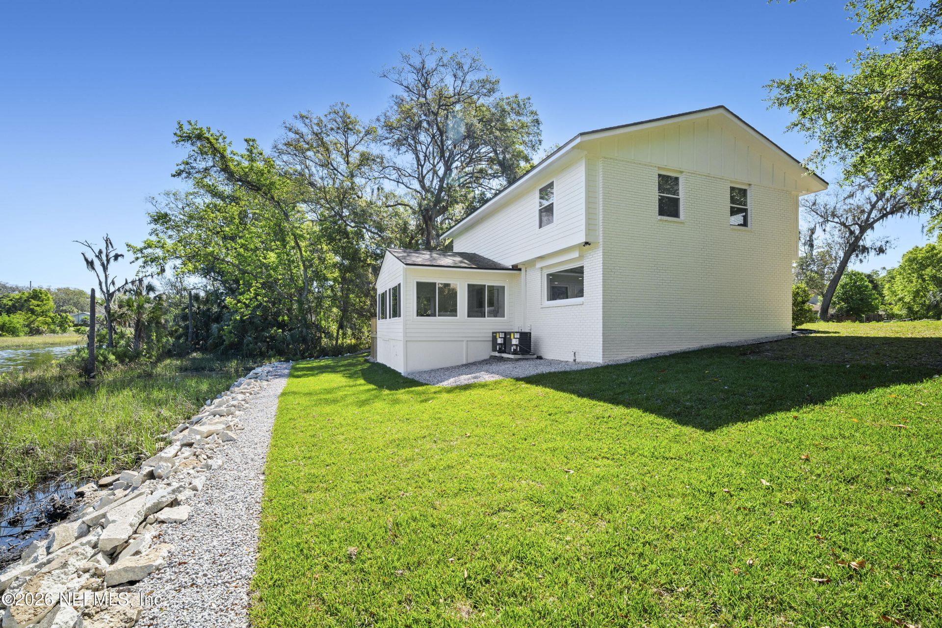 1811 Twelve Oaks Lane N, Neptune Beach, FL 32266 Photo