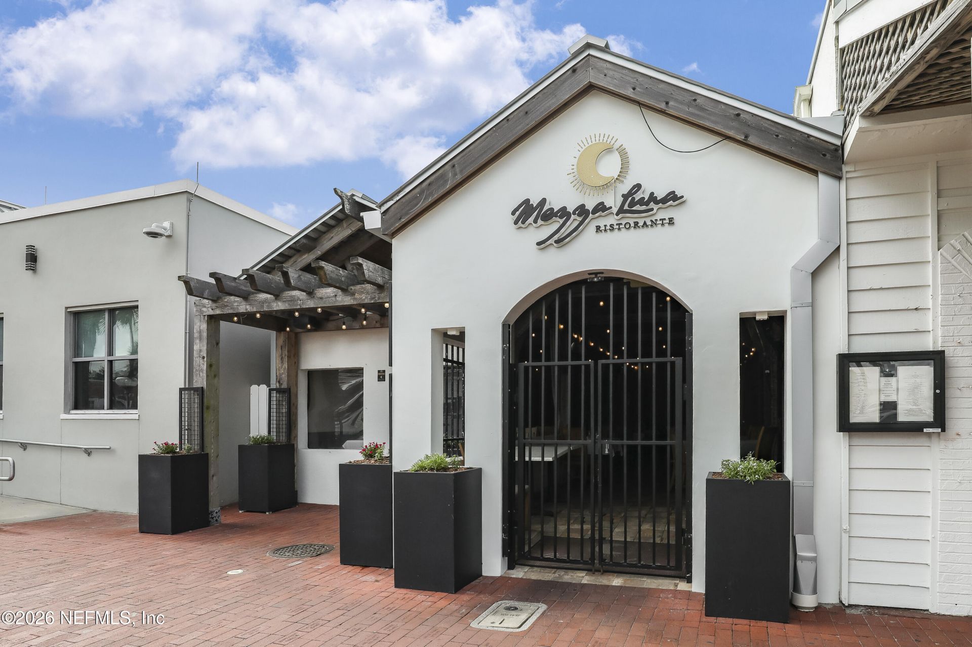 1811 Twelve Oaks Lane N, Neptune Beach, FL 32266 Photo