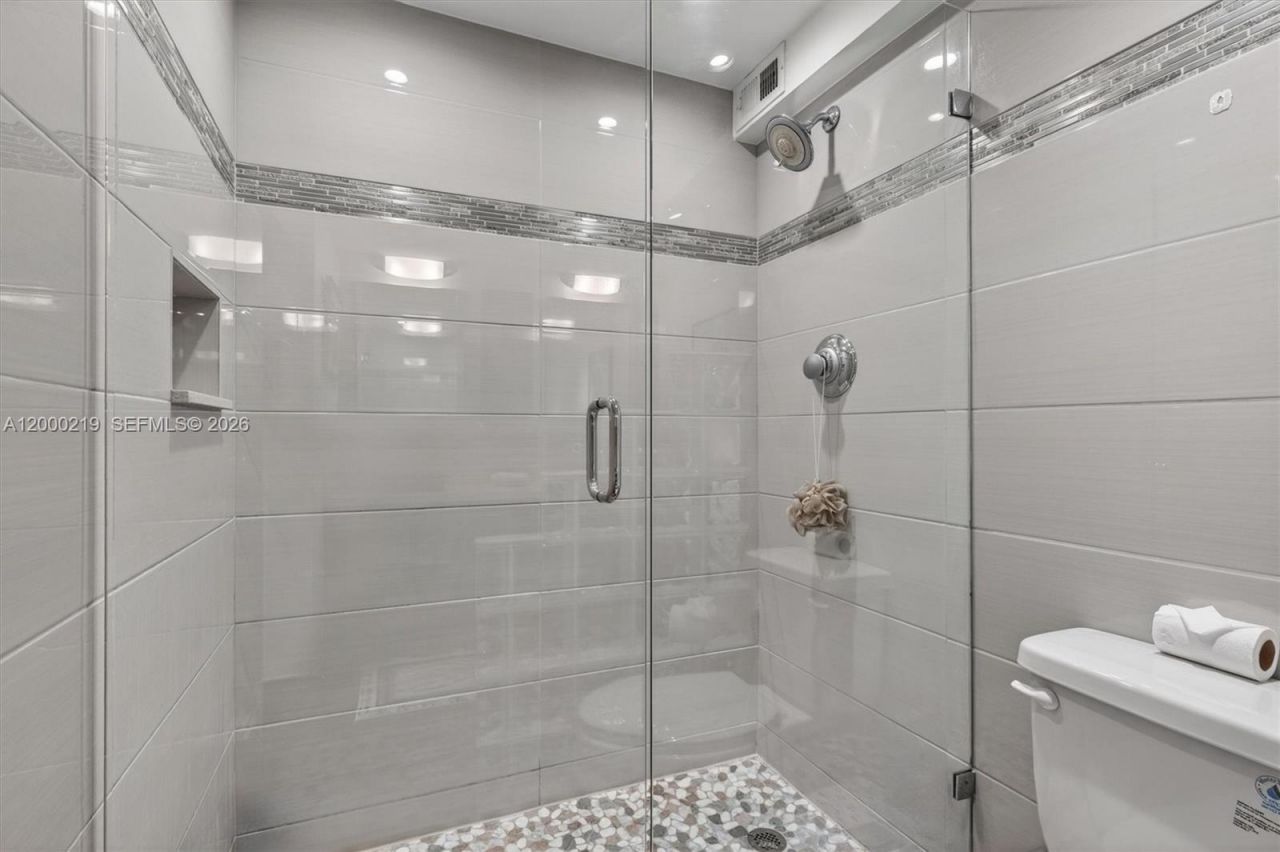 328 N Ocean Blvd , Unit 707, Pompano Beach, FL 33062 Photo