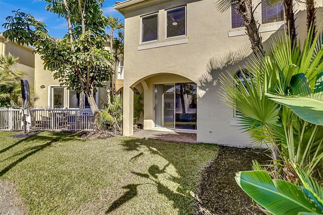 21032 NE 32nd Ave , Unit 21032, Aventura, FL 33180 Photo