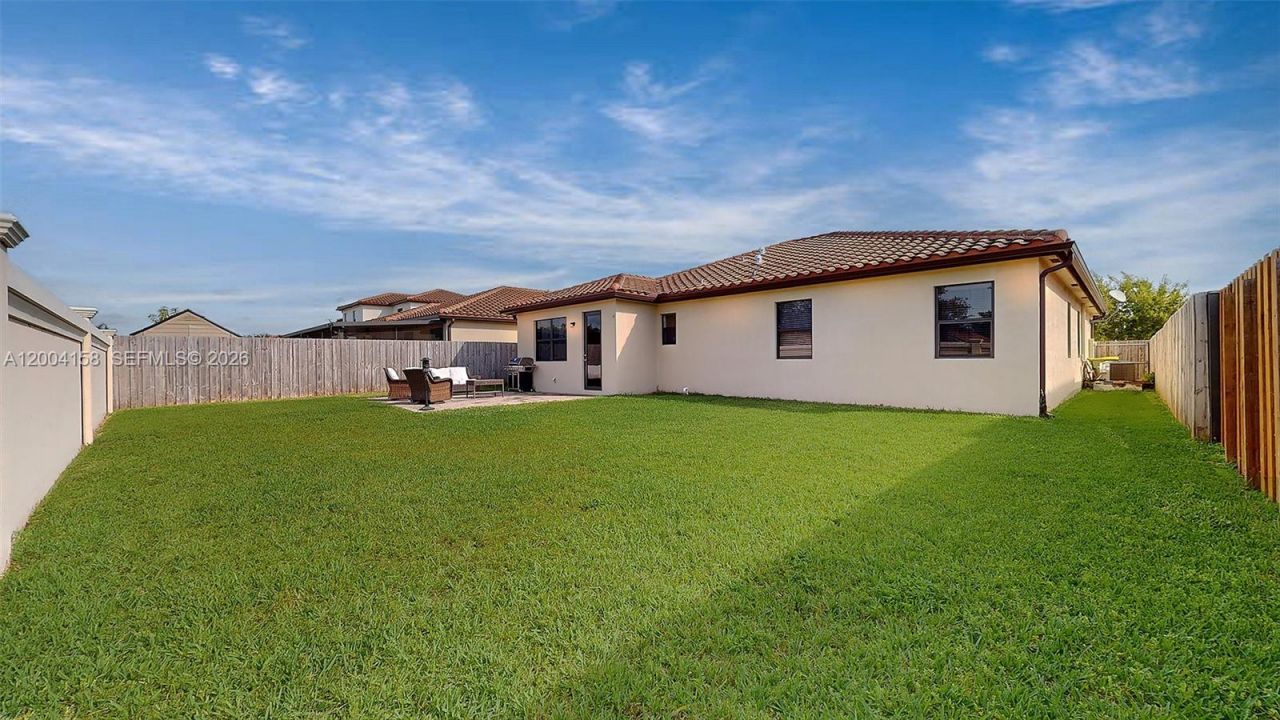 154 SE 23rd Ter , Homestead, FL 33033 Photo