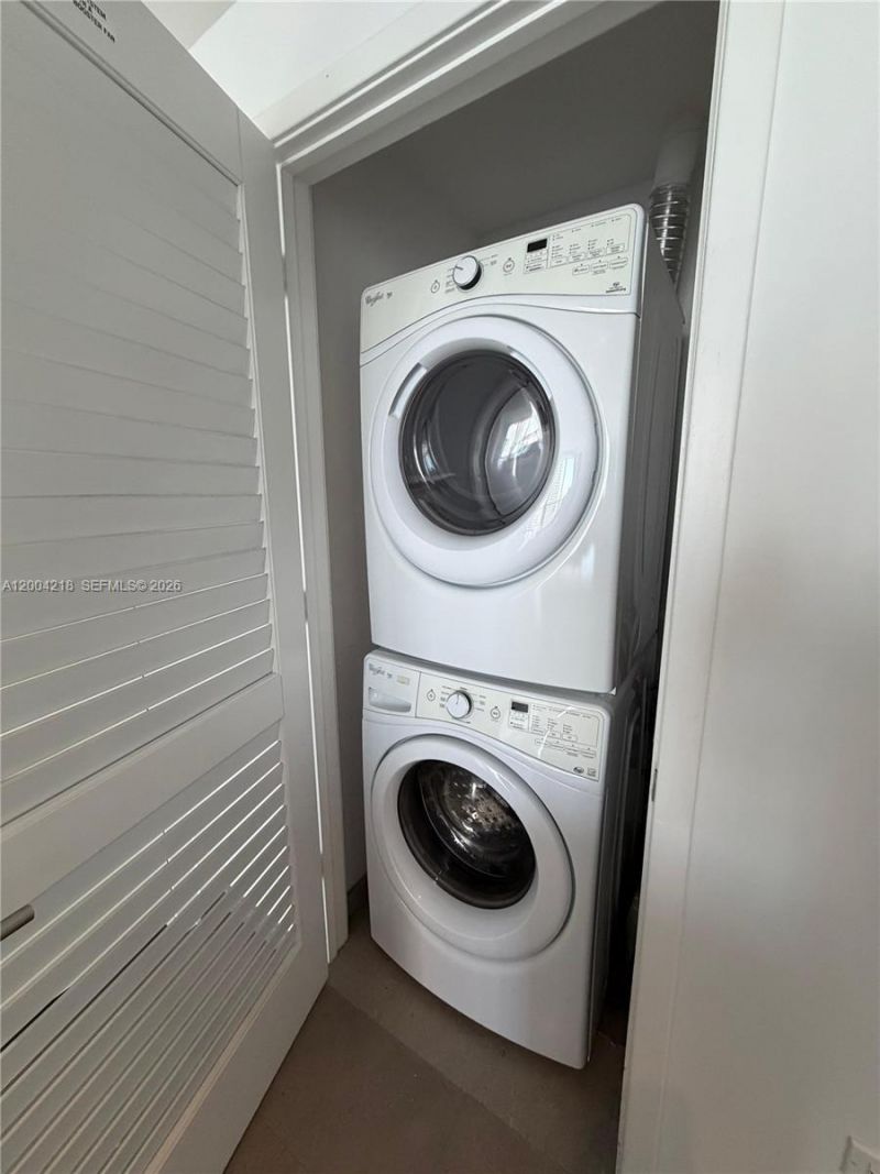 68 SE 6th St , Unit 2506, Miami, FL 33131 Photo