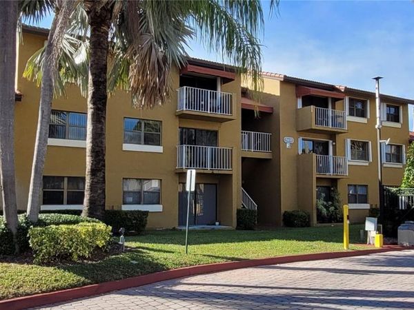 15650 SW 80th St, Unit F-208, Miami, FL 33193