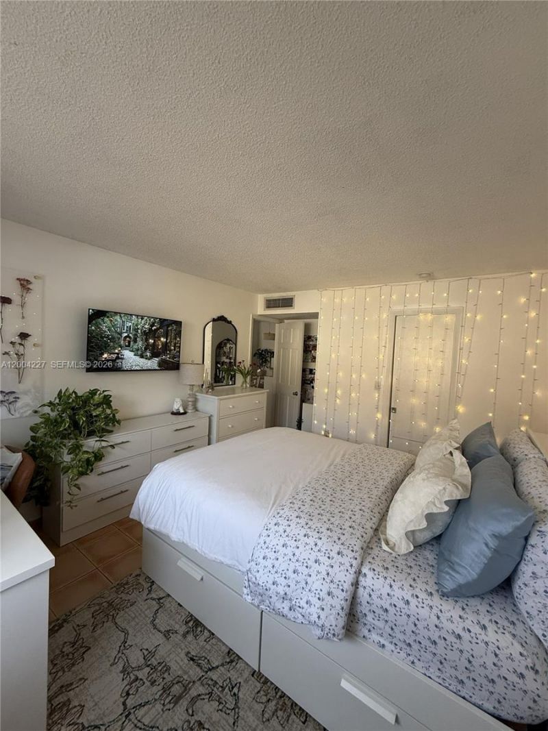 15650 SW 80th St, Unit F-208, Miami, FL 33193 Photo