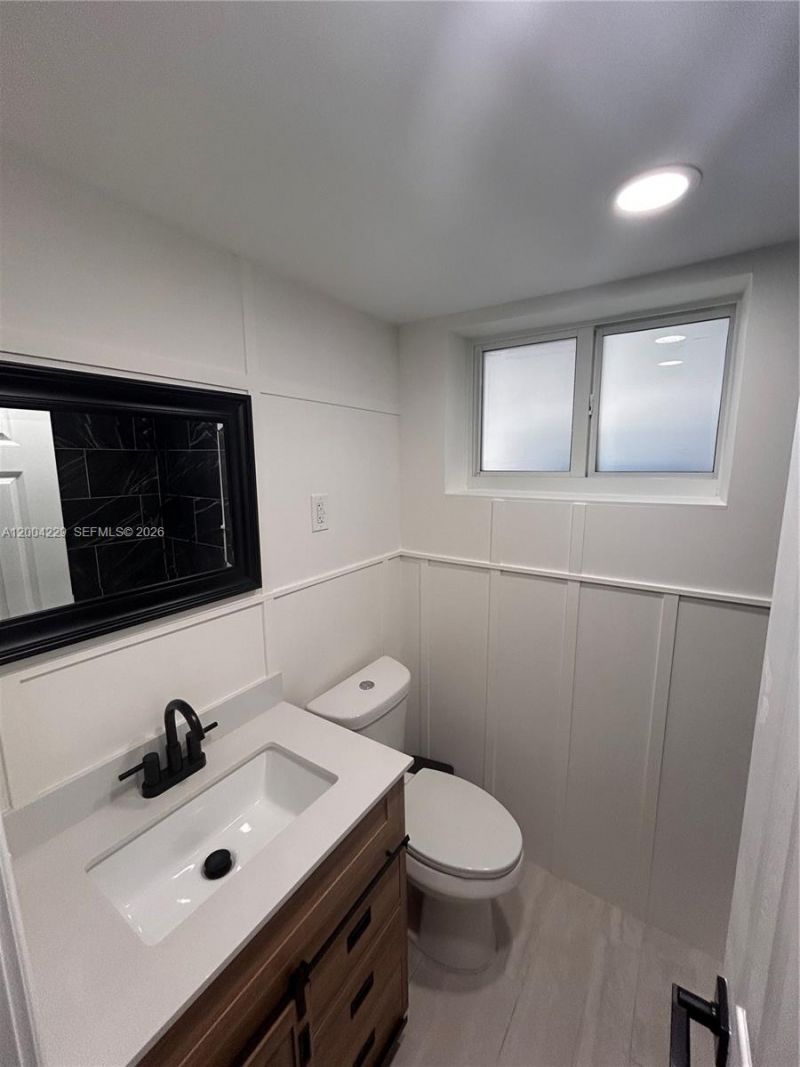 350 75th St, Unit 109, Miami Beach, FL 33141 Photo