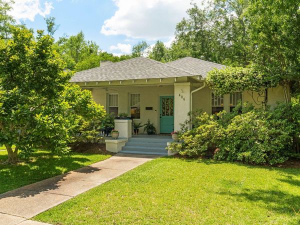 406 5th Ave., Hattiesburg, MS 39401