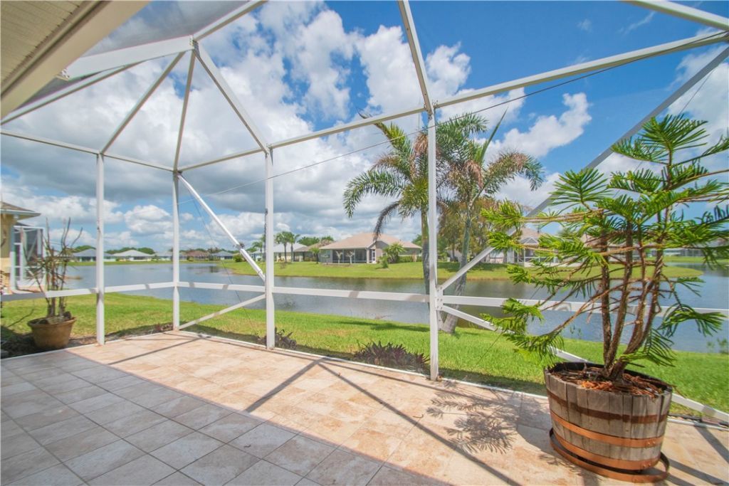 5370 E 1st Square Sw, Vero Beach, FL 32968 Photo