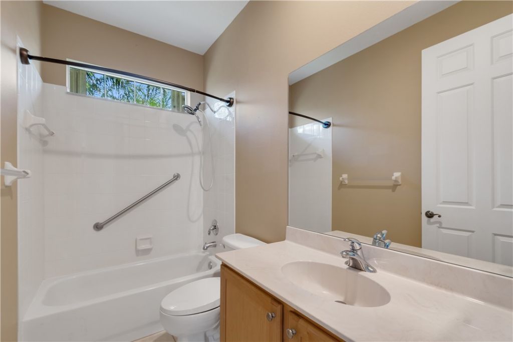 5370 E 1st Square Sw, Vero Beach, FL 32968 Photo