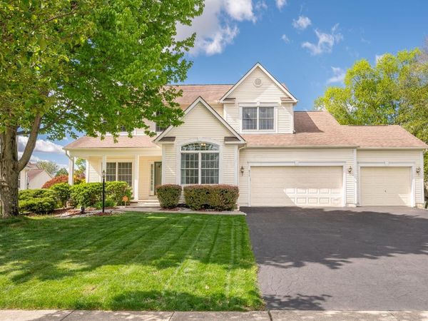 871 Delong Street , Pickerington, OH 43147