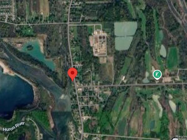 34844 W JEFFERSON Avenue, Brownstown Twp, MI 48173