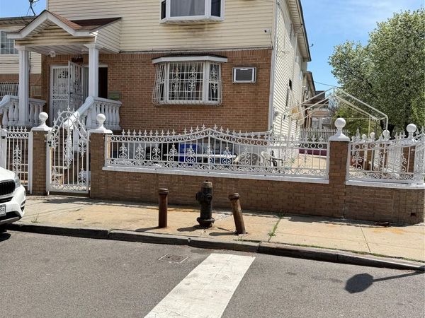 143-04 105th Avenue , Jamaica, NY 11435