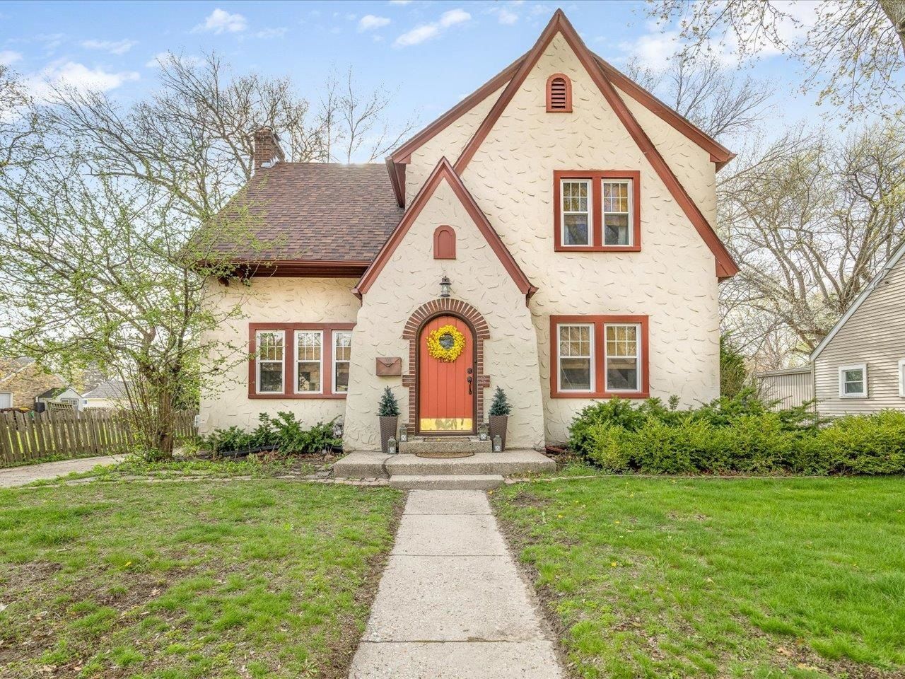 1614 Fairview (sbr) Court, Rockford, IL 61107 Main Photo