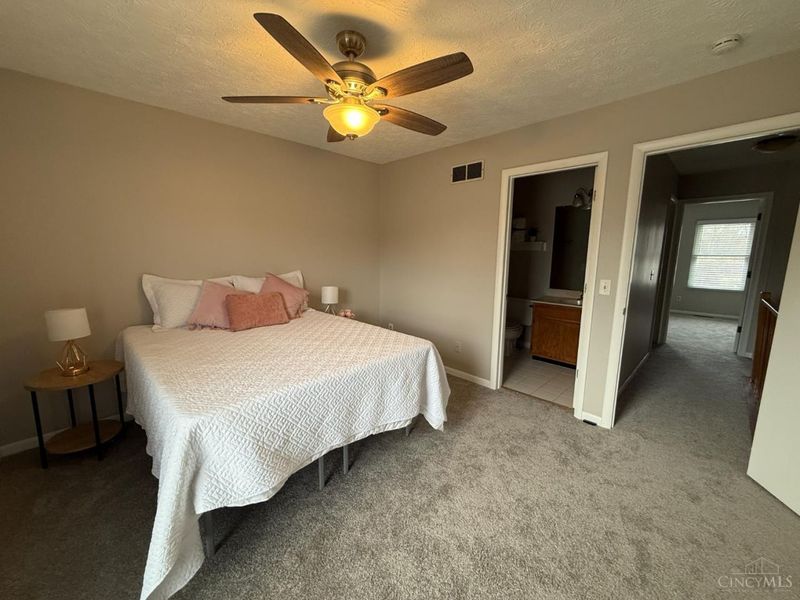 1069 Crisfield Drive, Union Twp, OH 45245 Photo 11