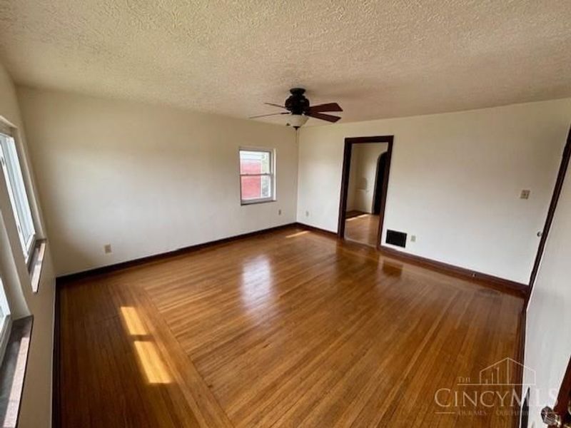 3606 Gamble Avenue, Cheviot, OH 45211 Photo 2