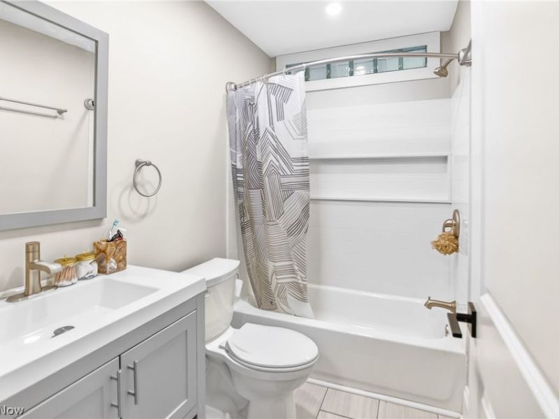 3205 Mapledale Avenue, Cleveland, OH 44109 Photo 31