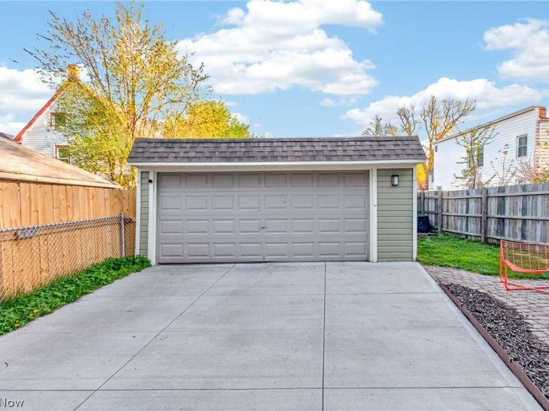 3205 Mapledale Avenue, Cleveland, OH 44109 Photo 41