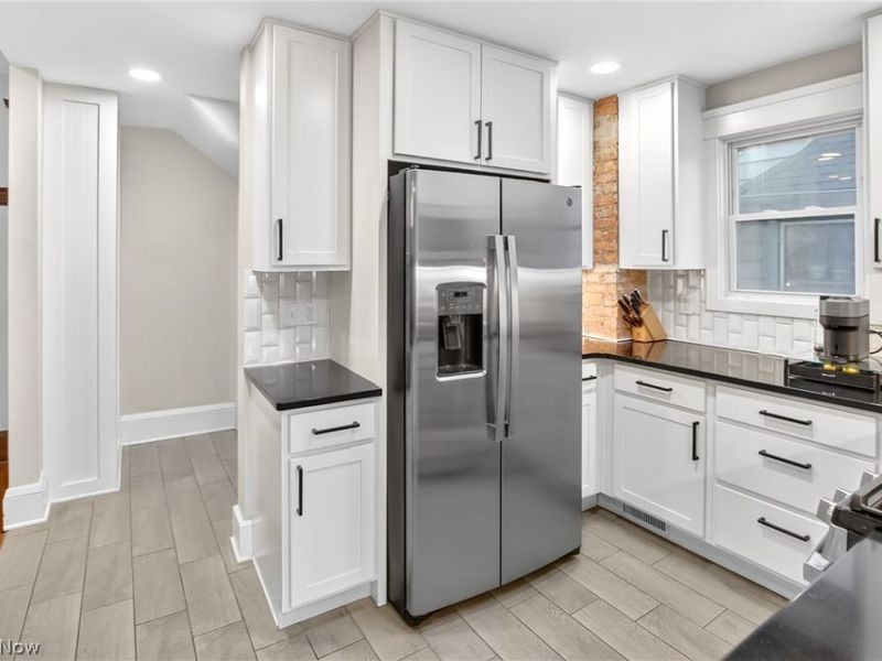 3205 Mapledale Avenue, Cleveland, OH 44109 Photo 5