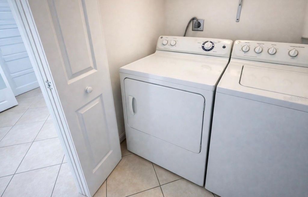 4407 S Semoran Boulevard, Unit 2, Orlando, FL 32822 Photo