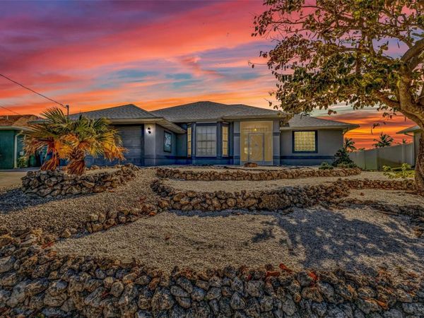 9582 ARSIPE CIRCLE , PORT CHARLOTTE, FL 33981