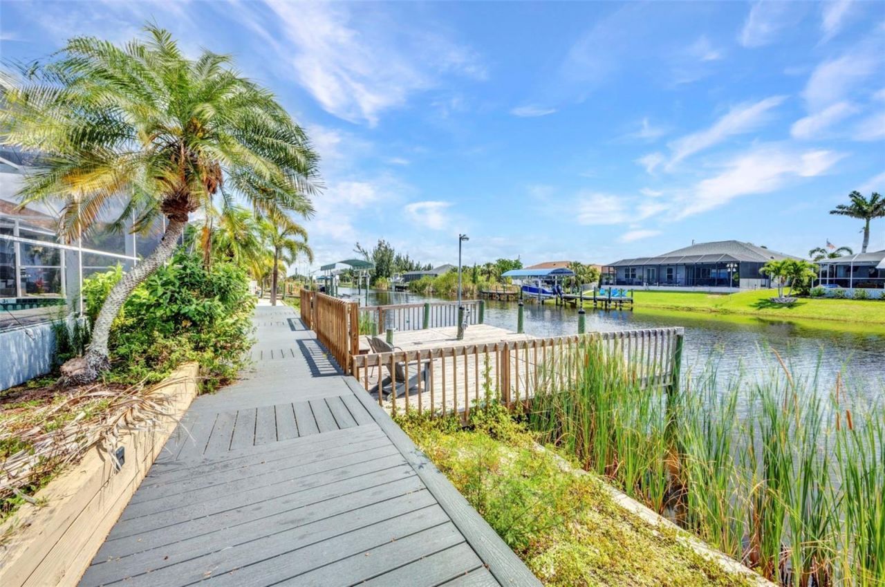 9582 Arsipe Circle , Port Charlotte, FL 33981 Photo