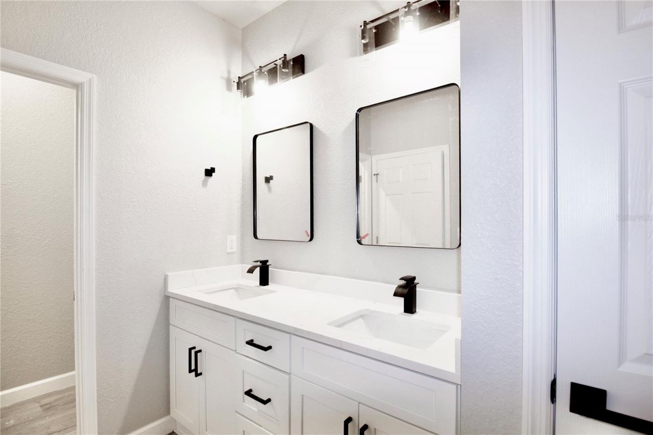 4000 Garienda Avenue , Sebring, FL 33872 Photo