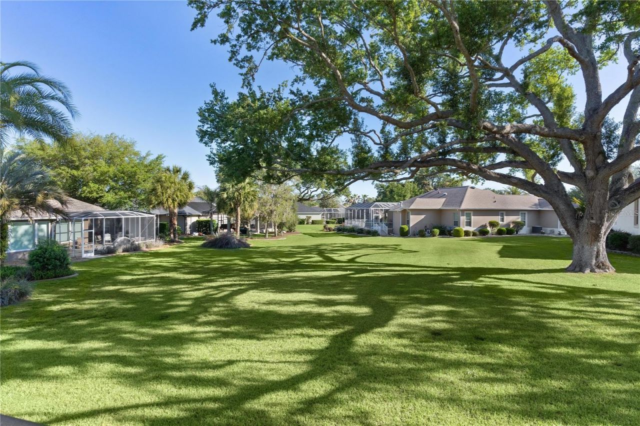 8715 SE 176th Lowndes Place, The Villages, FL 32162 Photo