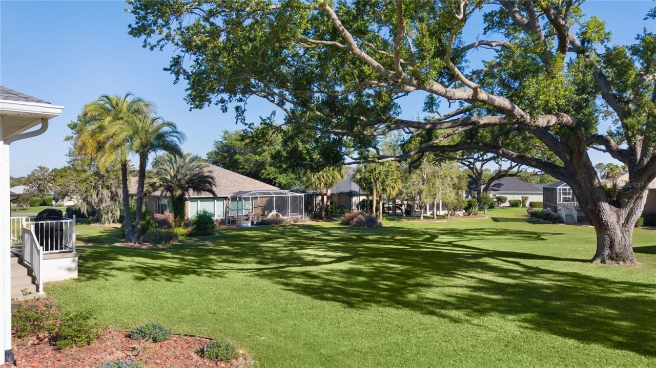 8715 SE 176th Lowndes Place, The Villages, FL 32162 Photo