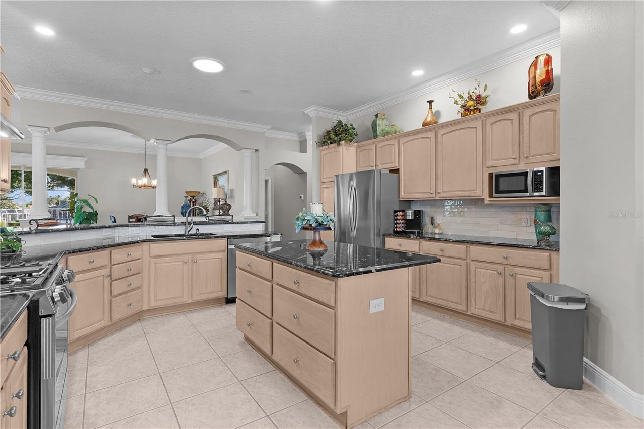 8715 SE 176th Lowndes Place, The Villages, FL 32162 Photo