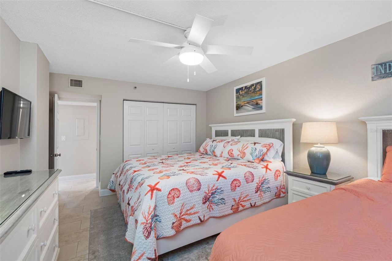 20002 Gulf Boulevard, Unit 2203, Indian Shores, FL 33785 Photo