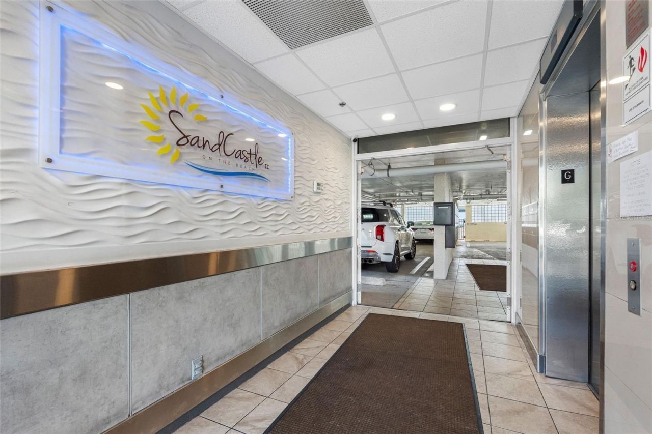 20002 Gulf Boulevard, Unit 2203, Indian Shores, FL 33785 Photo