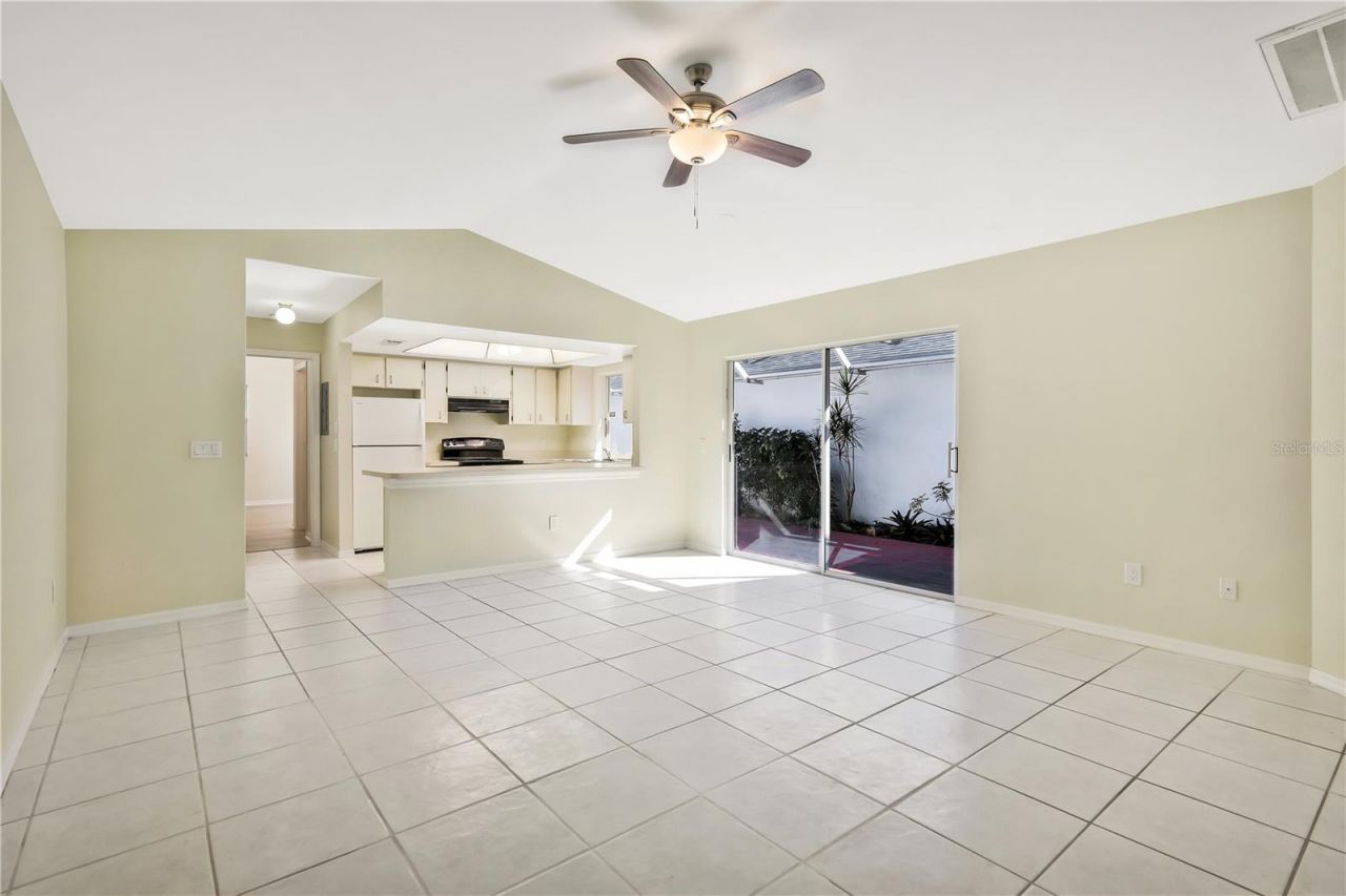 13745 Downing Lane, Unit BldgS- Uni, Fort Myers, FL 33919 Photo