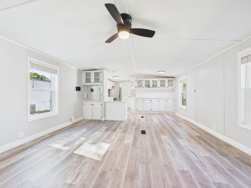 20544 U.S. 23 Business , Unit 14, Chillicothe, OH 45601 Photo 7