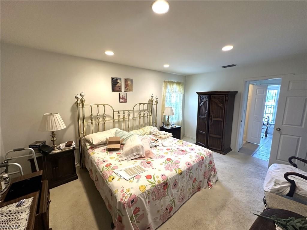 2409 Del Ray Pl , Lehigh Acres, FL 33936 Photo