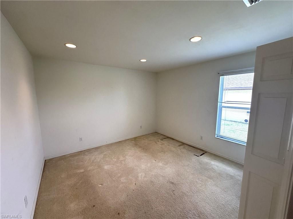 2409 Del Ray Pl , Lehigh Acres, FL 33936 Photo