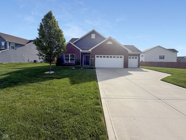 2357 Pokagon Street, Avon, IN 46123