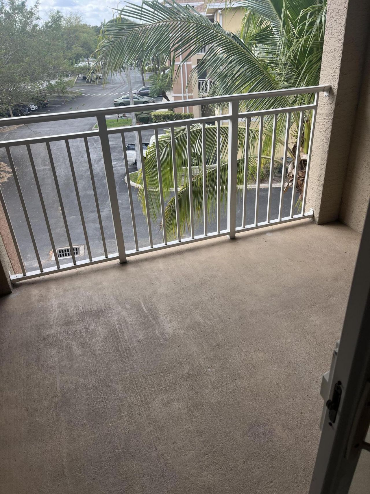 6533 Emerald Dunes Drive, Unit 301, West Palm Beach, FL 33411 Photo