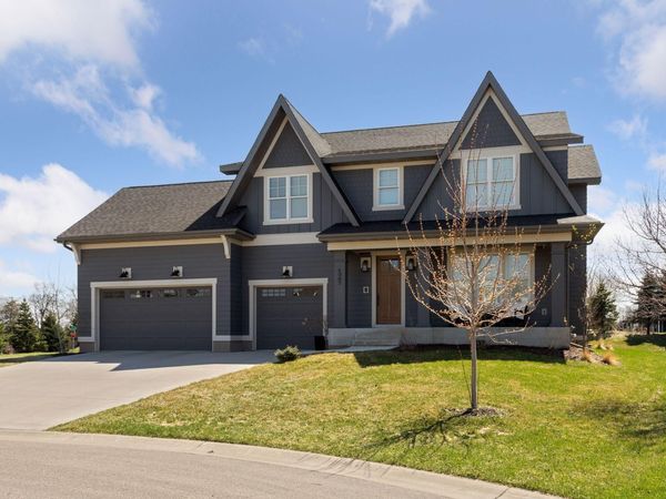 4985 Sunflower Place, Woodbury, MN 55129